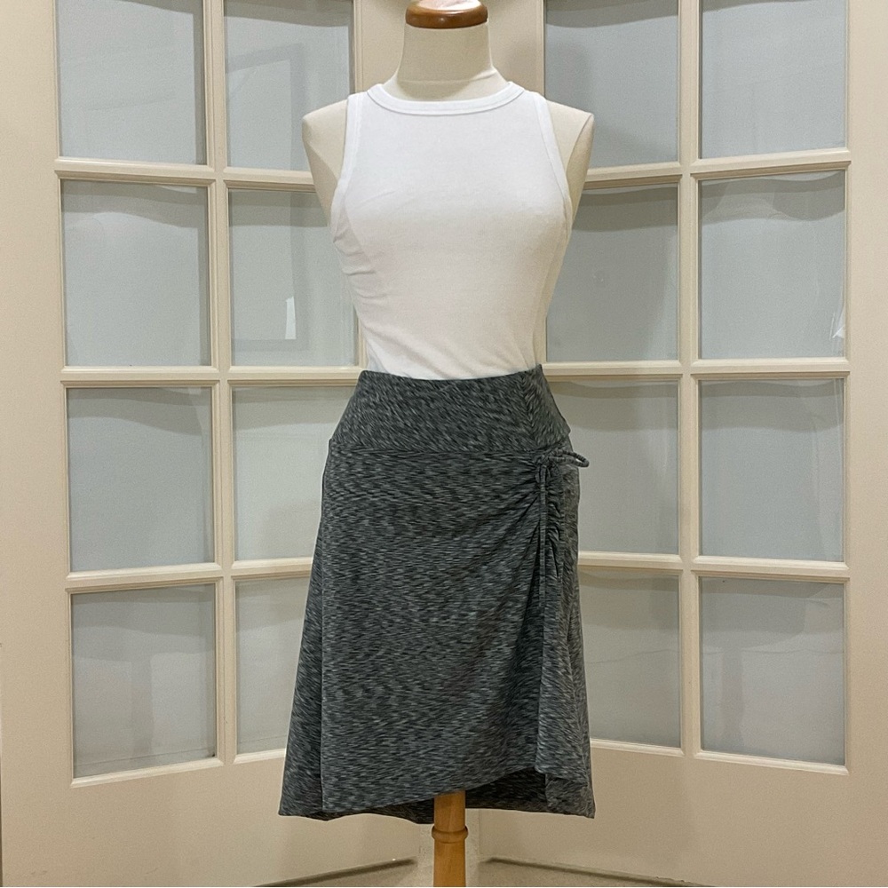 The North Face Cypress Hi Low Midi Skirt Gray S